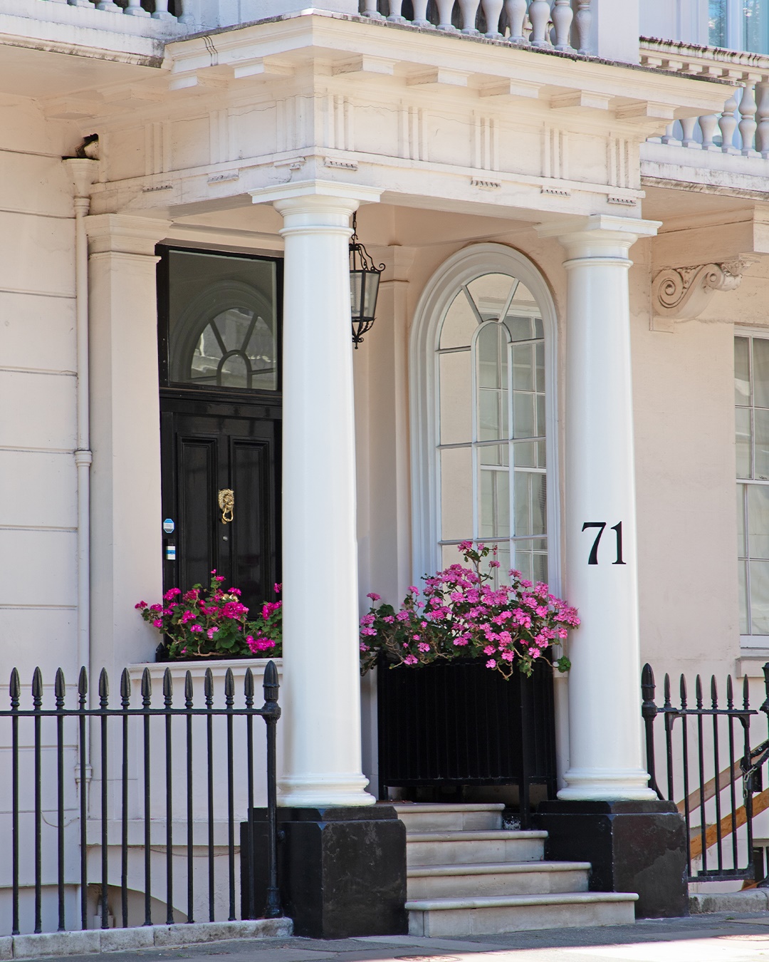 71 Eaton Square